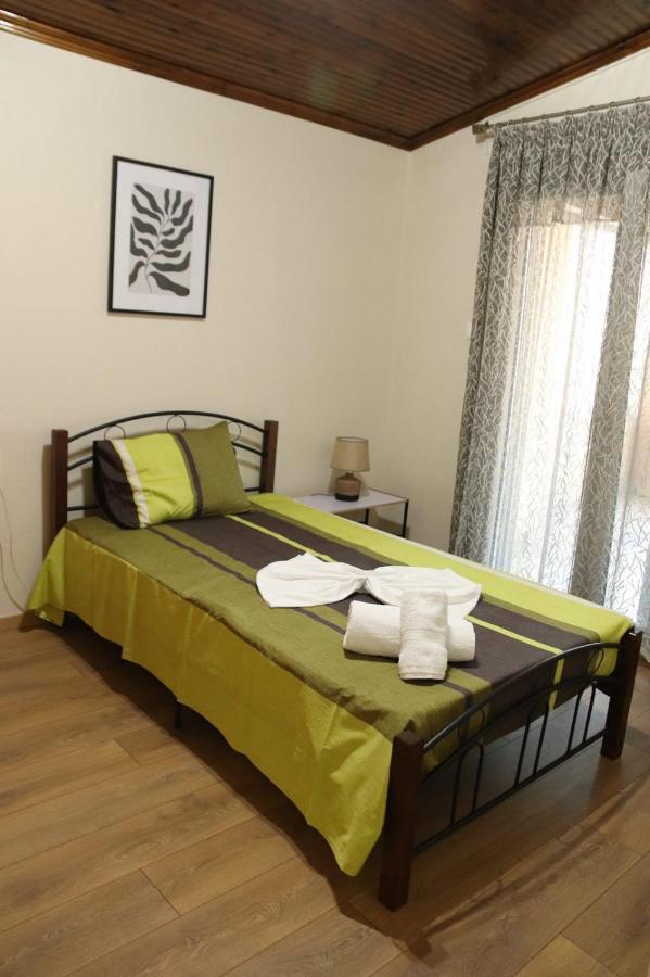 Nikis Apartment Yenişehir Dış mekan fotoğraf