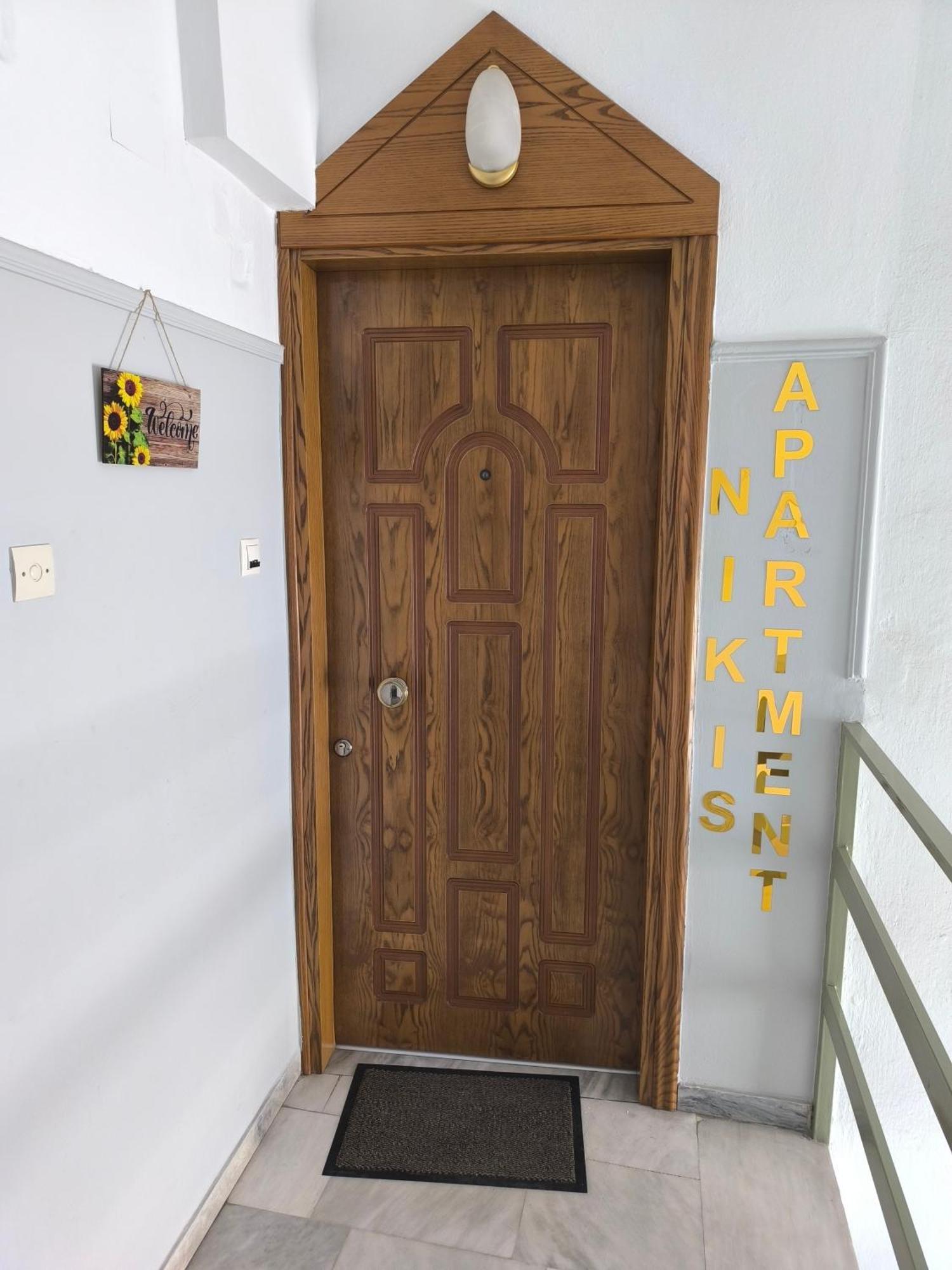 Nikis Apartment Yenişehir Dış mekan fotoğraf